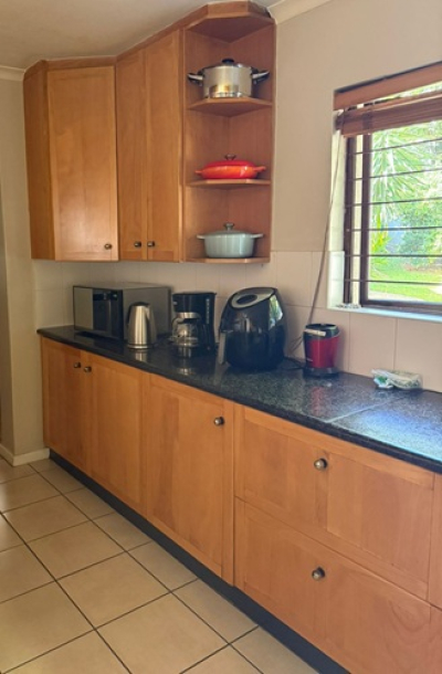 BEECH SEMI-SOLID KITCHEN