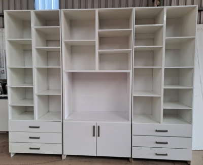 WHITE GLOSS IMPACT WALL UNIT